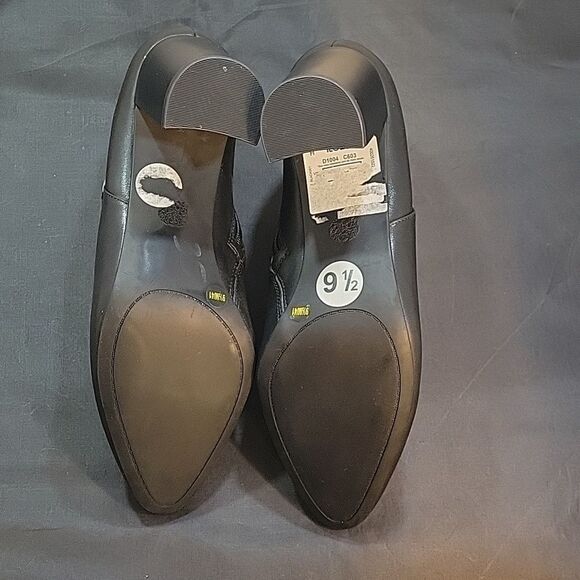 BRAND NEW VINCE CAMUTE VP-COORIN ALMOND TOE BLOCK HEEL BOOTIE - Picture 14 of 16